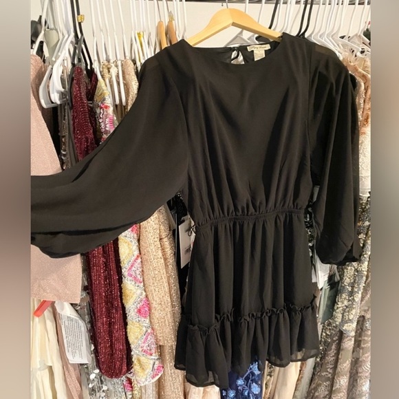 Flying Tomato Black Long Sleeve Ruffle Mini Dress Size Small 🖤 - Picture 2 of 5